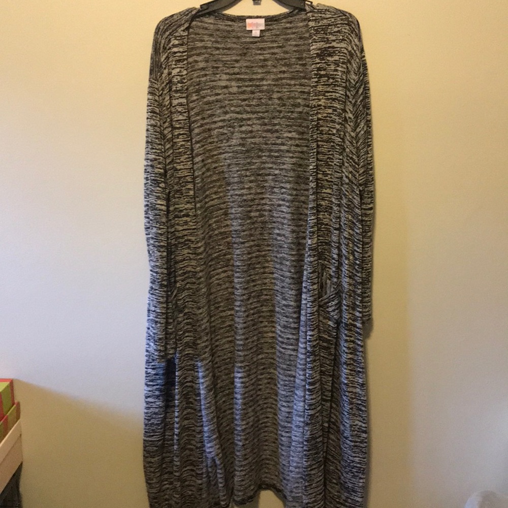 LuLaRoe Sarah